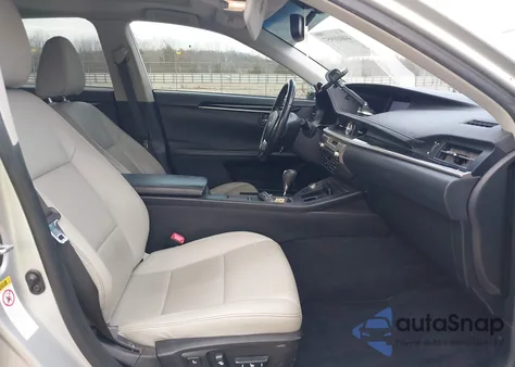 2014 Lexus Es 350 z USA, uszkodzony, nr VIN JTHBK1GG1E2136630